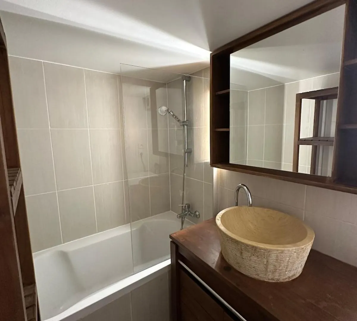 Artist Apartment In Le Marais Paris